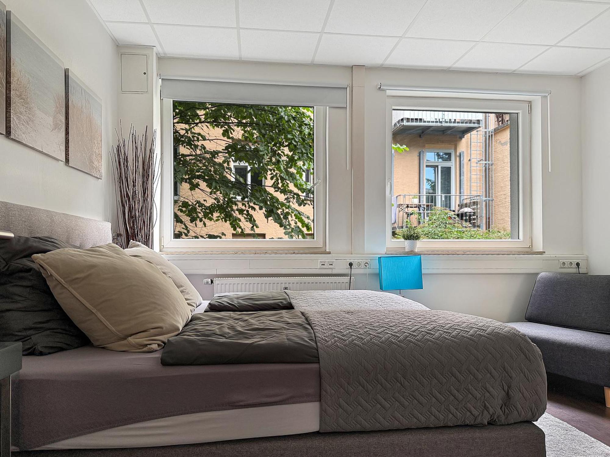 Group Oasis In Munich Cinema, Pool Table, 17 Beds *
